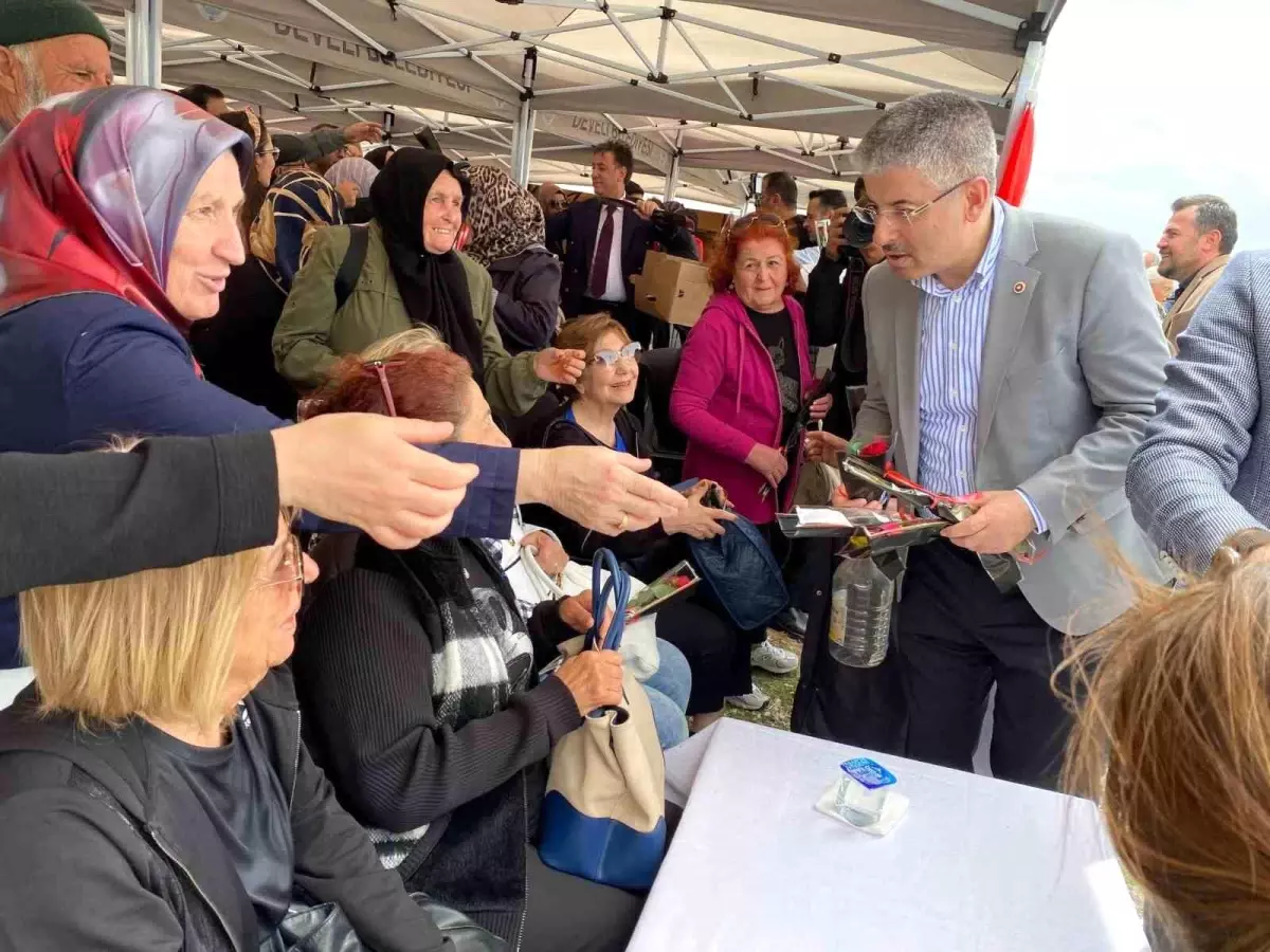 AK Parti Milletvekili Çopuroğlu, Hıdırellez Şenlikleri'nde Vatandaşlarla Buluştu