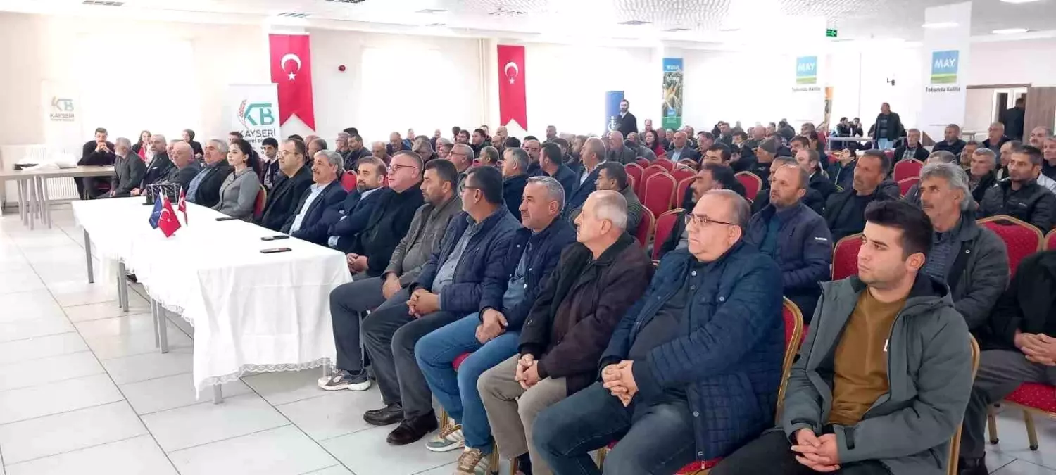 Develi'de Sılajlık Mısır Üretimi İçin Bilgilendirme Toplantısı