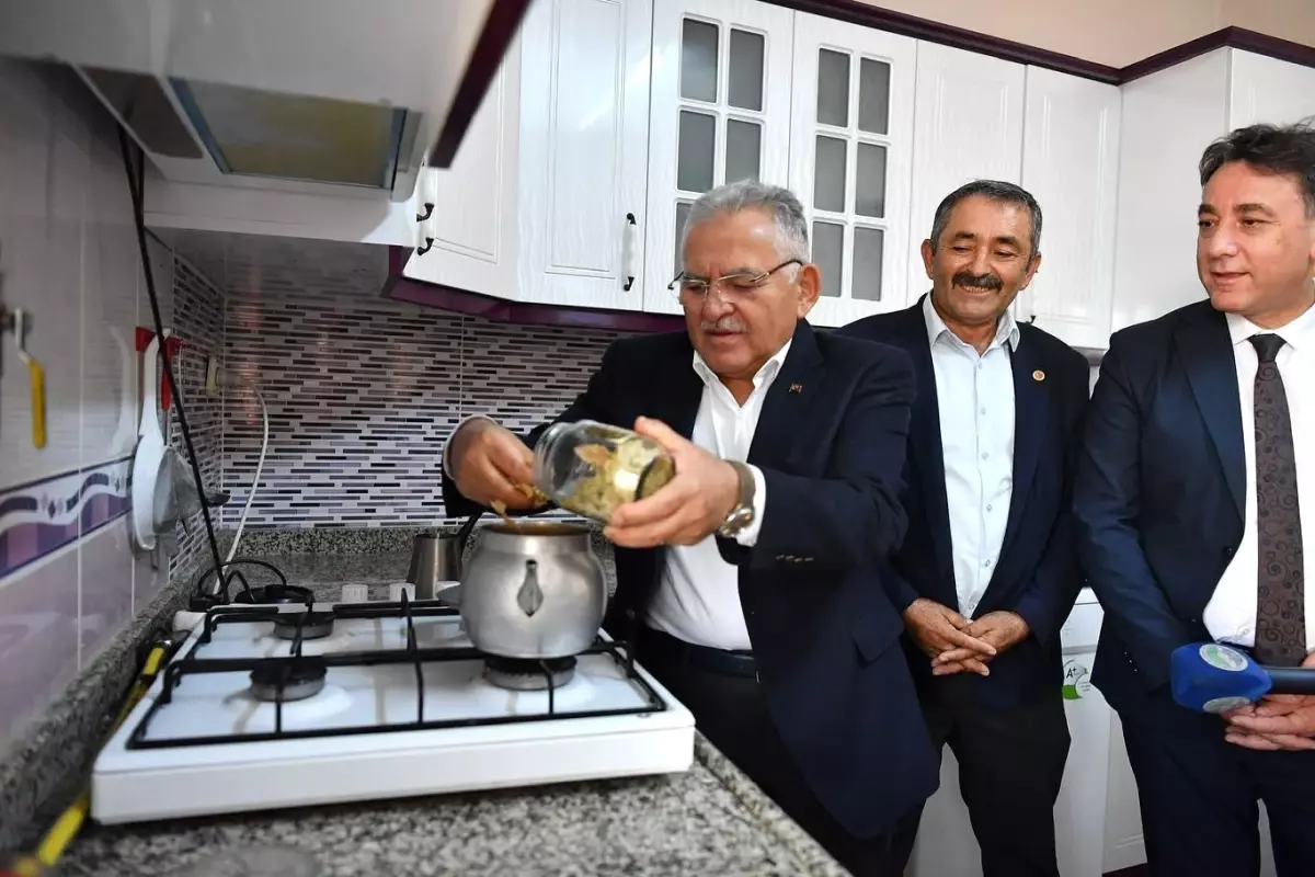 Başkan Büyükkılıç, Develi'nin Soysallı Mahallesi'ni Doğalgaz İçin Ziyaret Etti