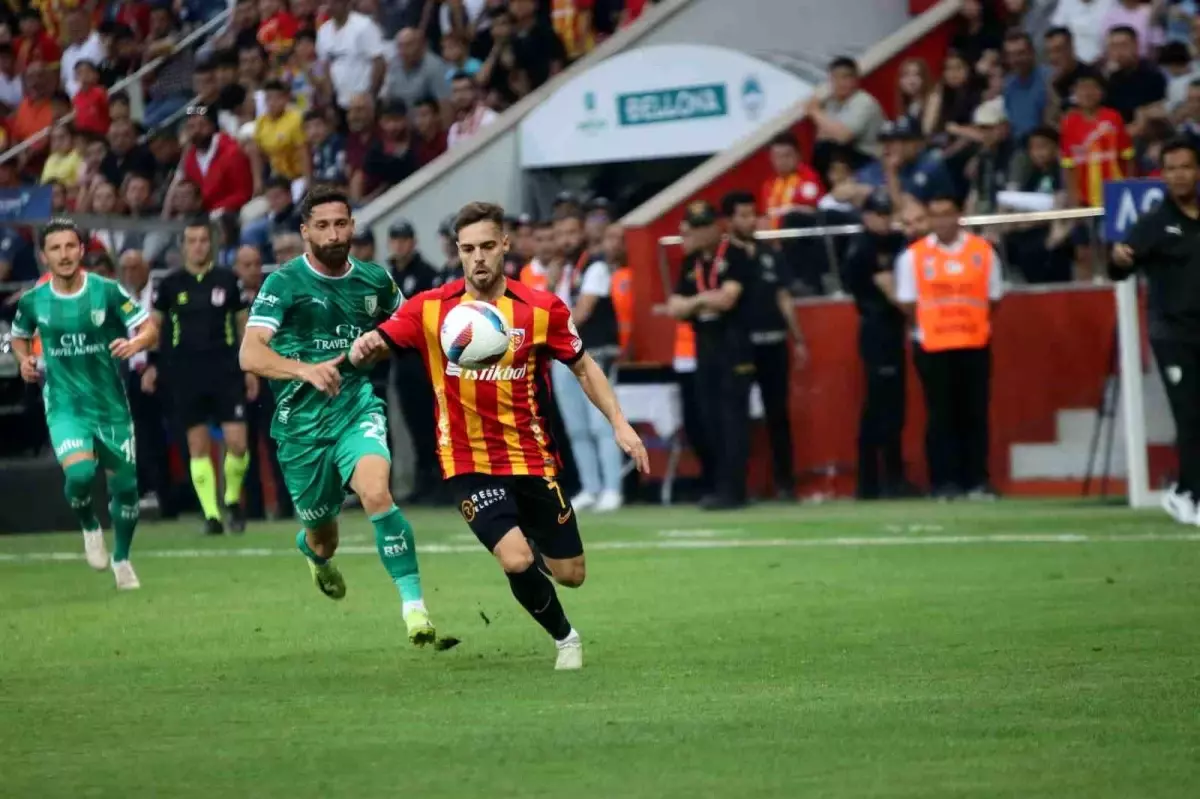 Kayserispor - Bodrum FK: İlk Yarı Sonucu 0-1