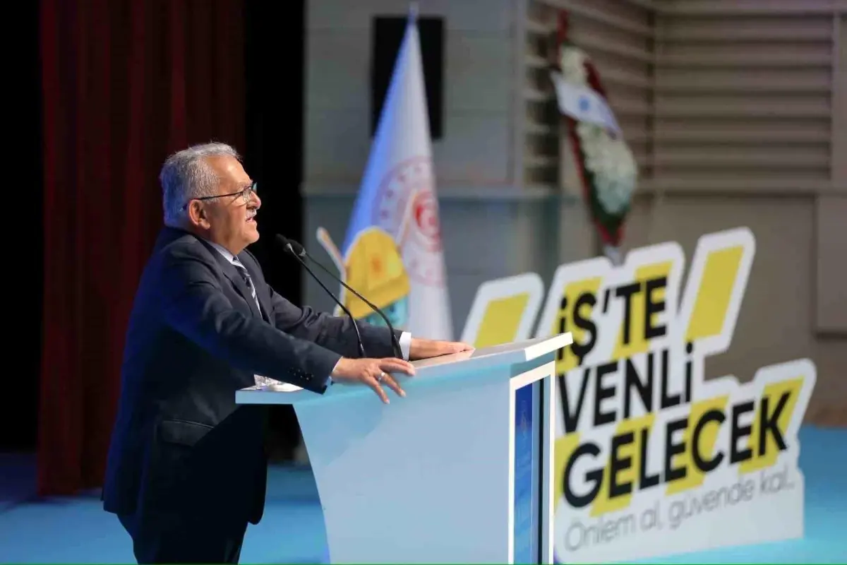 Başkan Büyükkılıç, Bakan Işıkhan ile İş Sağlığı ve Güvenliği Fuarı Açılış Töreni'ne katıldı