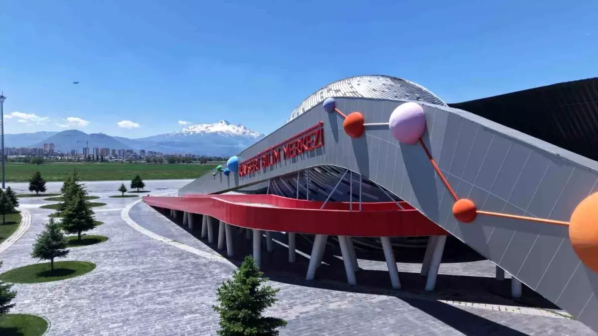 Kayseri Bilim Merkezi Öğrencilere Bilim Dolu Deneyimler Sunuyor
