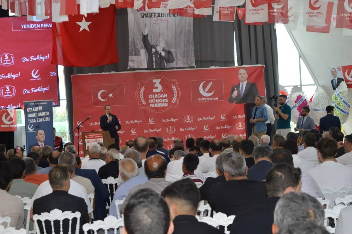 Erbakan'dan Ekonomi Vurgusu