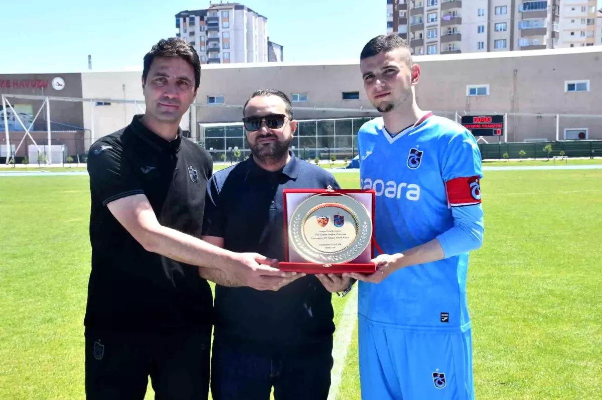 Fair-Play Örneği: Kayserispor'dan Trabzonspor'a Jest