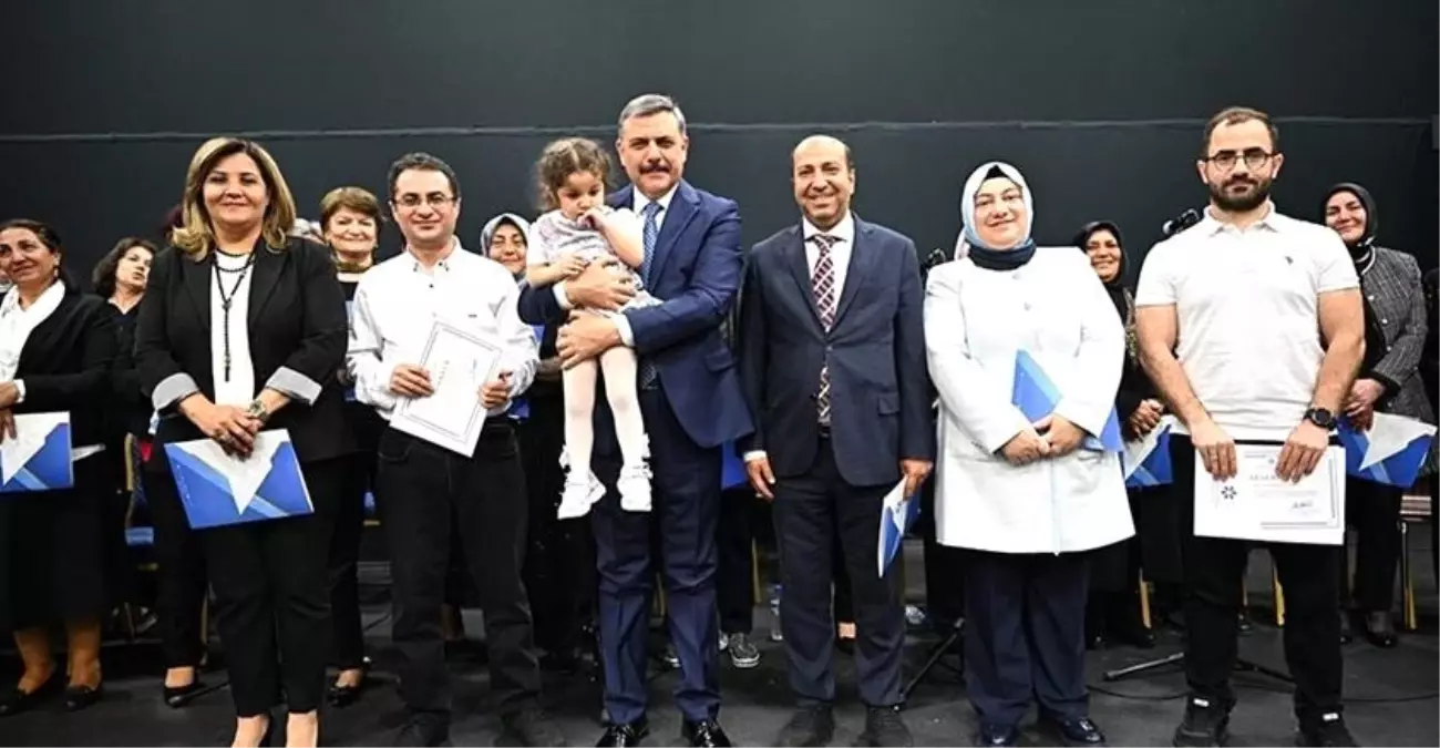 60+ Tazelenme Üniversitesi Bahar Dönemini Tamamladı