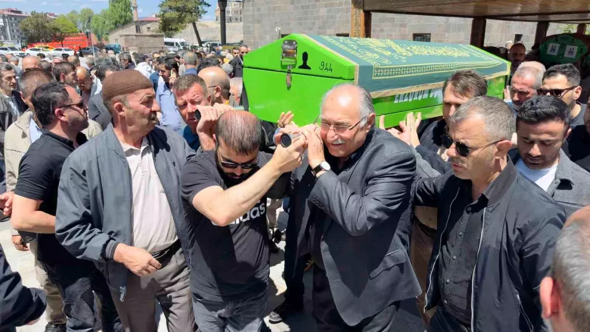 Emekli Eğitimci Birdal Yılmaz Hayatını Kaybetti