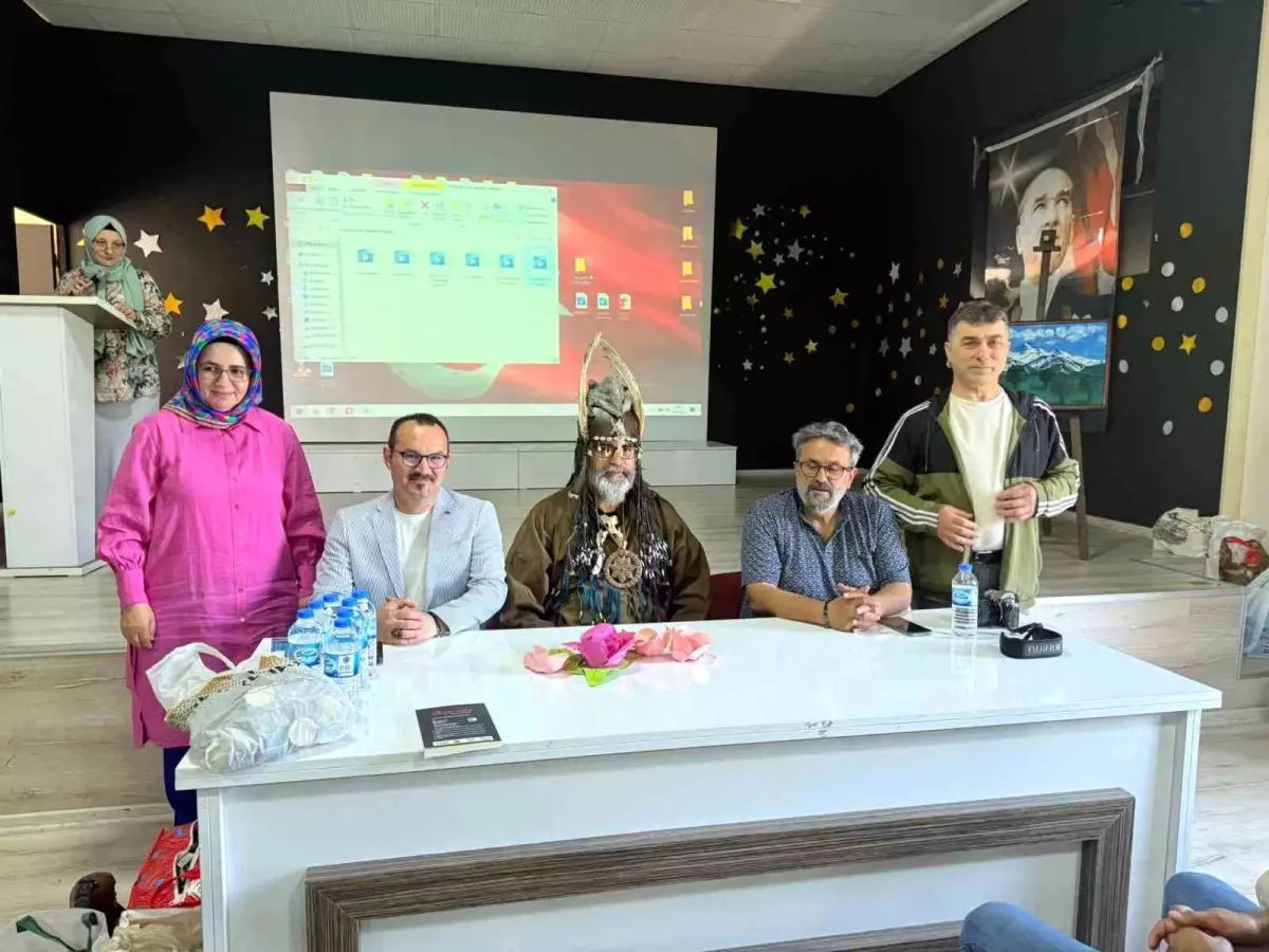 Samsun'da Yazar-Okur Buluşması Düzenlendi