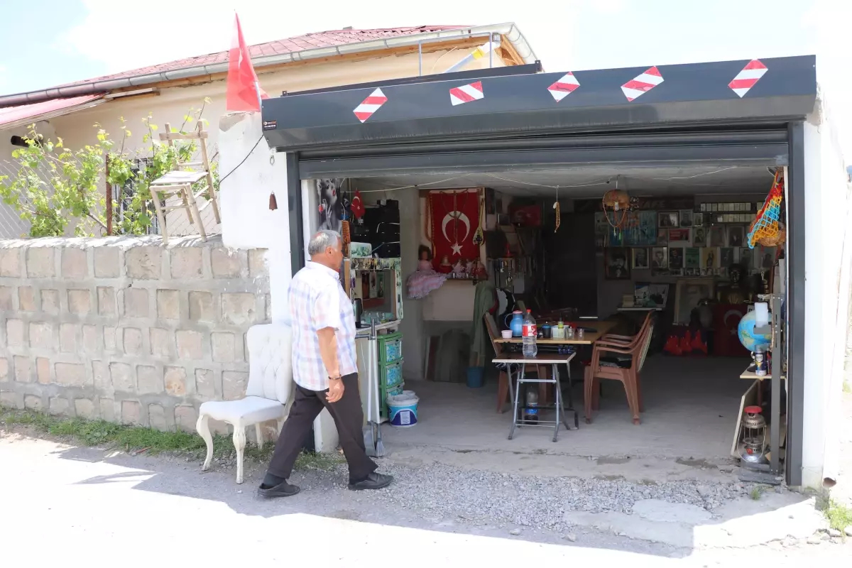 Emekli Fırıncıdan Müzeye Dönüşen Garaj