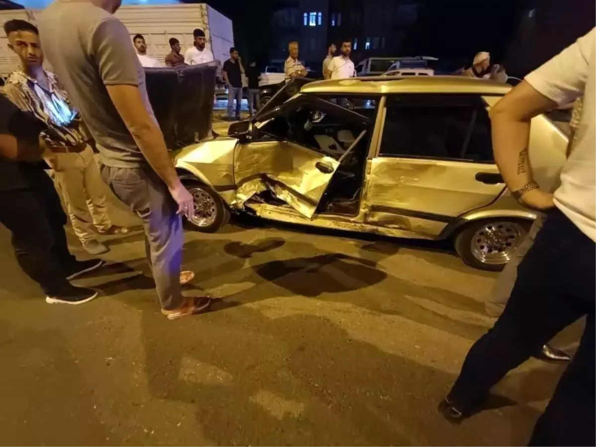 Silvan'da Trafik Kazası: 4 Yaralı