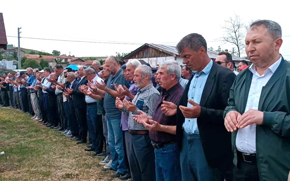 Göcenoluk Köylüleri Yağmur Duası ve Sıla-i Rahim Etkinliği Düzenledi