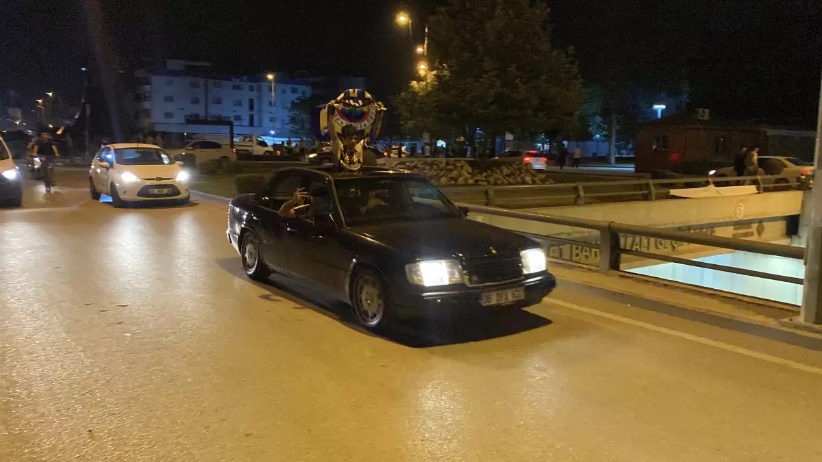 Fenerbahçe Beko'nun Şampiyonluğu Osmaniye'de Coşkuyla Kutlandı
