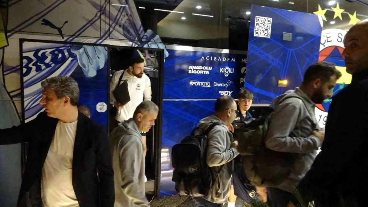 Fenerbahçe Mersin'e Geldi