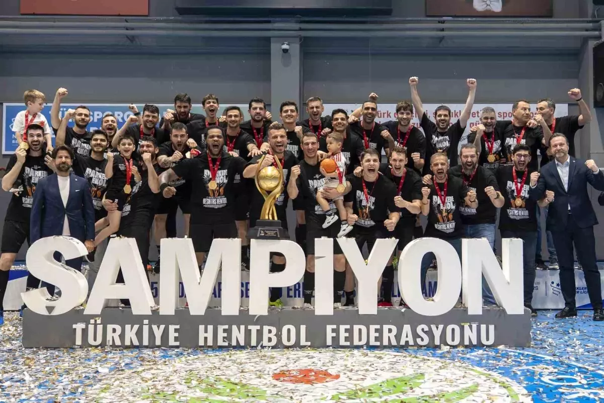 Beşiktaş Hentbol'da Şampiyonluğa Ulaşarak 18. Kez Zafer Kutladı