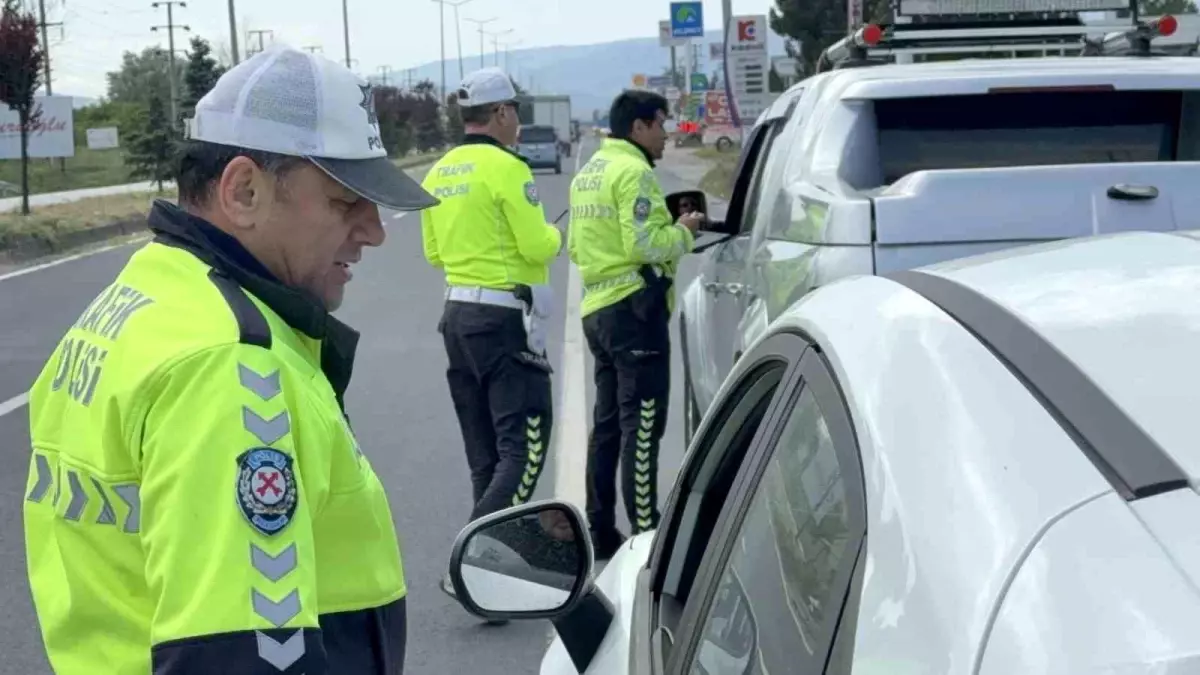 Düzce'de Havadan Kırmızı Işık Denetimi