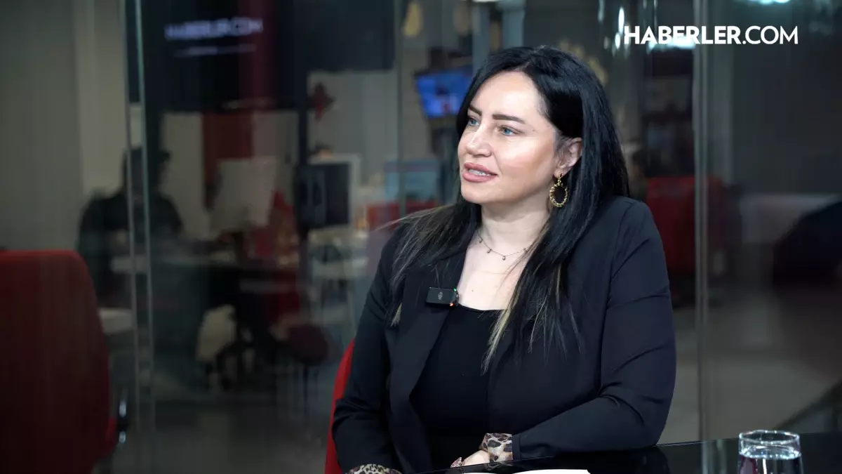 Kübra Karahanoğlu: Yapay zekayla yazılan metinlerde 'Yazarım' demek doğru değil