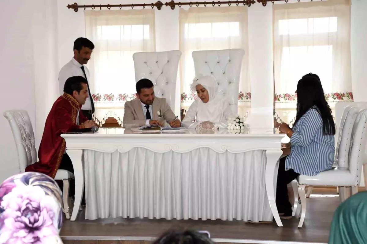 Yozgat'ta 25 Mayıs 2025 tarihi, çiftler arasında popüler oldu
