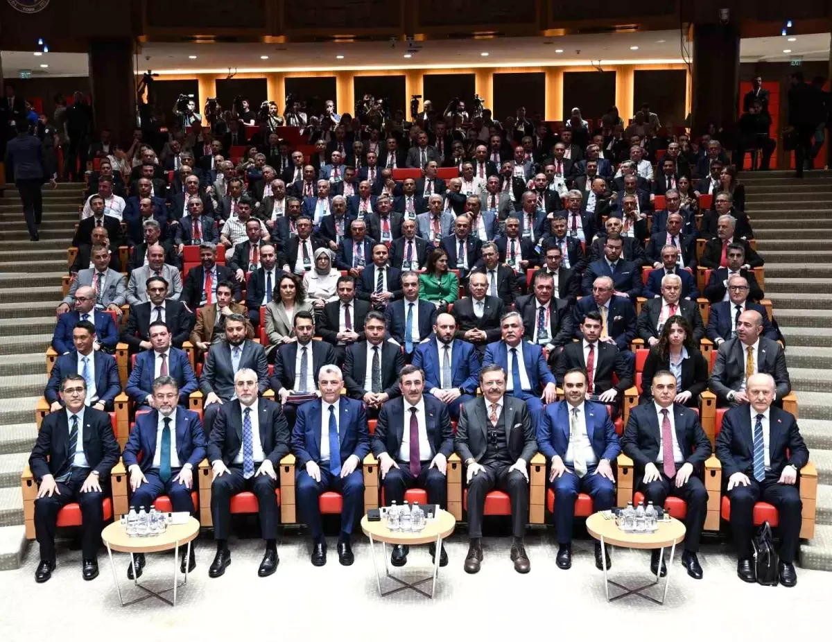 GTB Başkanı, Ekonomi Şurası'nda Tarım ve Gıda Sorunlarını Dile Getirdi