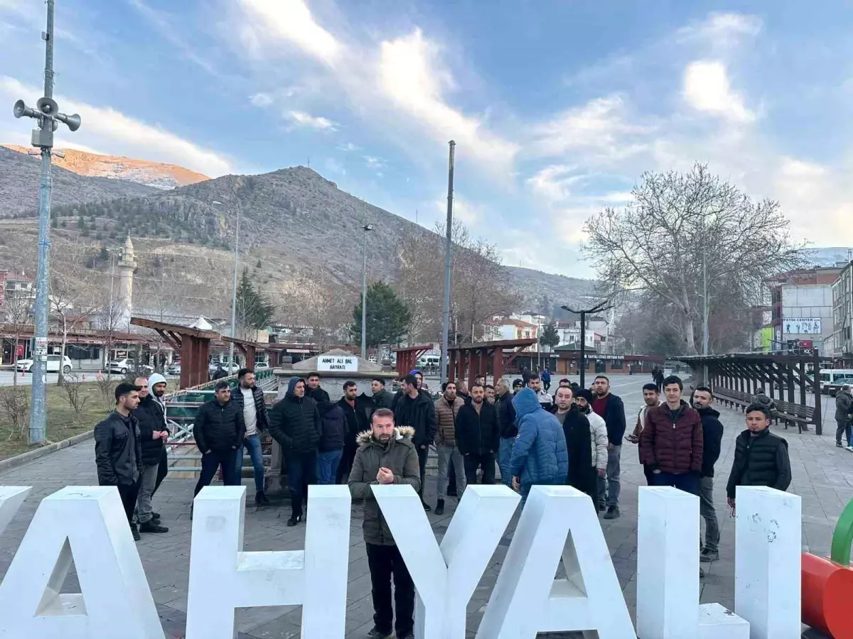 Yahyalı'da İşçiler Maaş İçin Eylem Yaptı