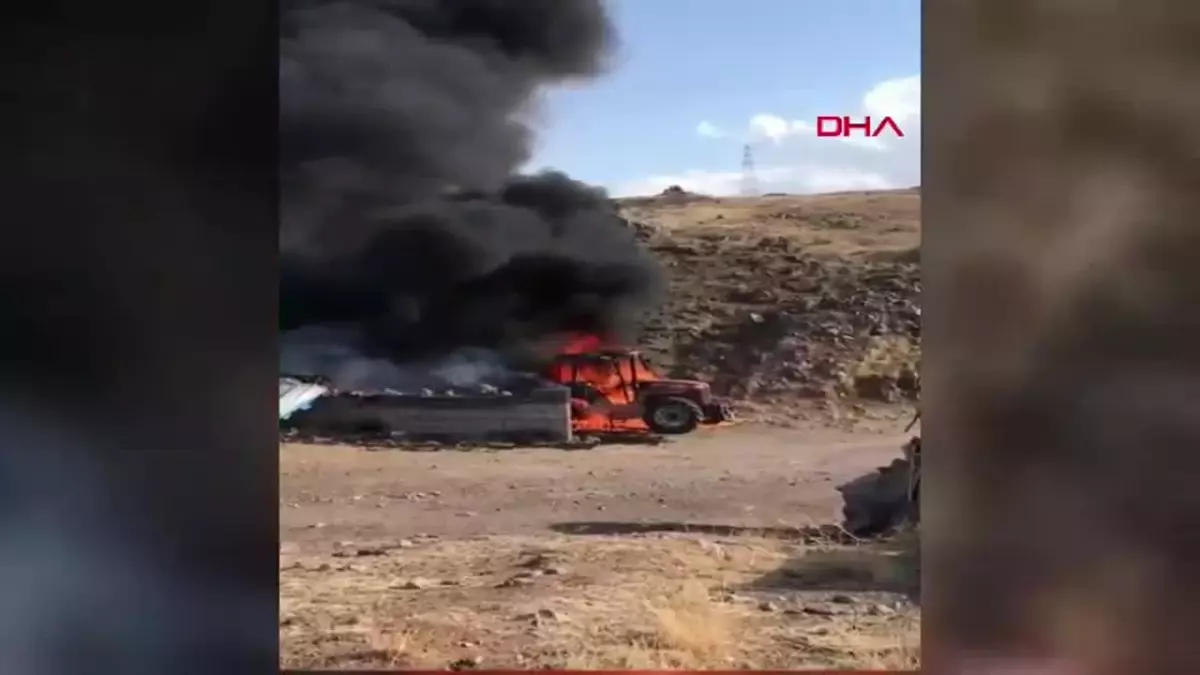 Yahyalı'da Traktör Yangında Küle Döndü