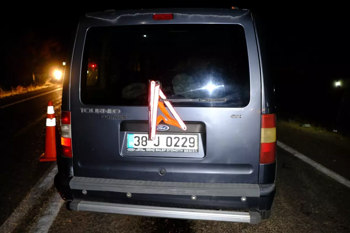 Kayseri'de Trafik Kazası: 2 Yaralı