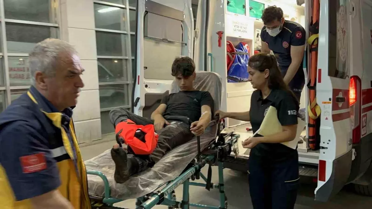 Adıyaman'da Motosiklet Kazası: Genç Yaralandı