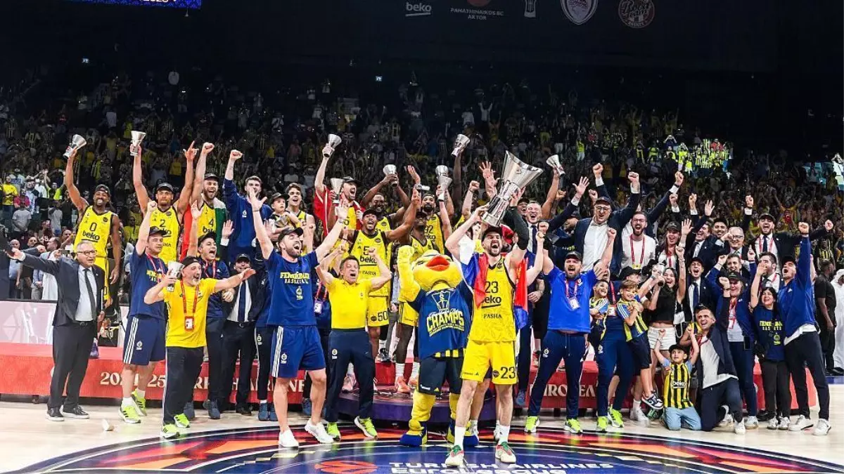 Fenerbahçe Beko, EuroLeague finalinde Monaco'yu yenerek ikinci kez Avrupa şampiyonu oldu