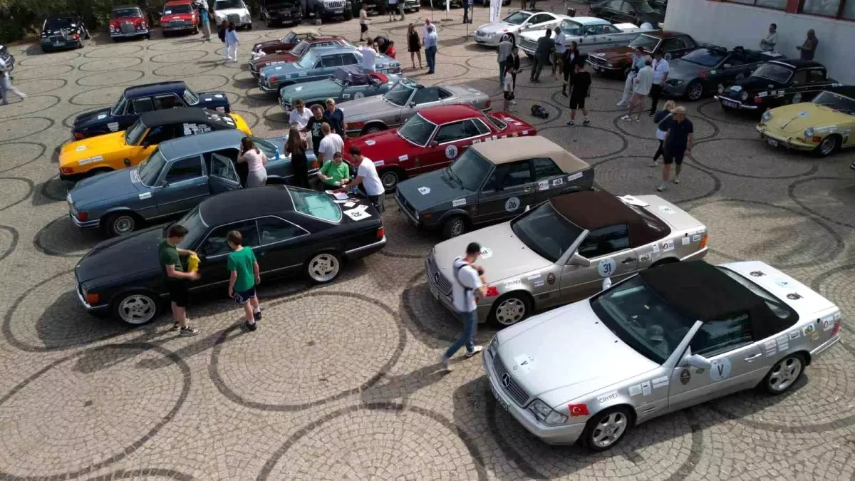 Klasik Otomobillerle Ayvalık'tan Midilli'ye Ralli