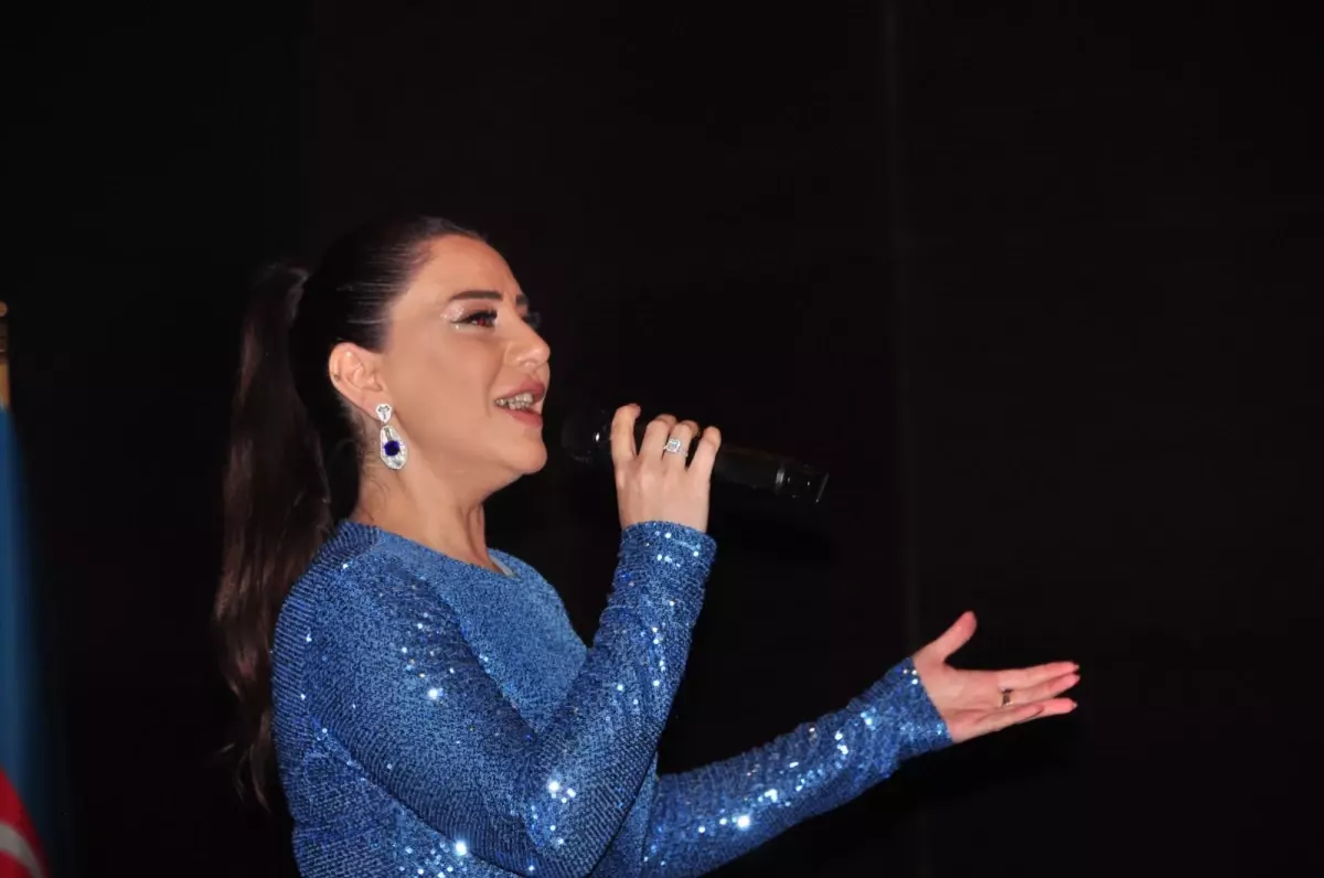 Azerbaycan Yılı Etkinlikleri Kars'ta Şenlikli