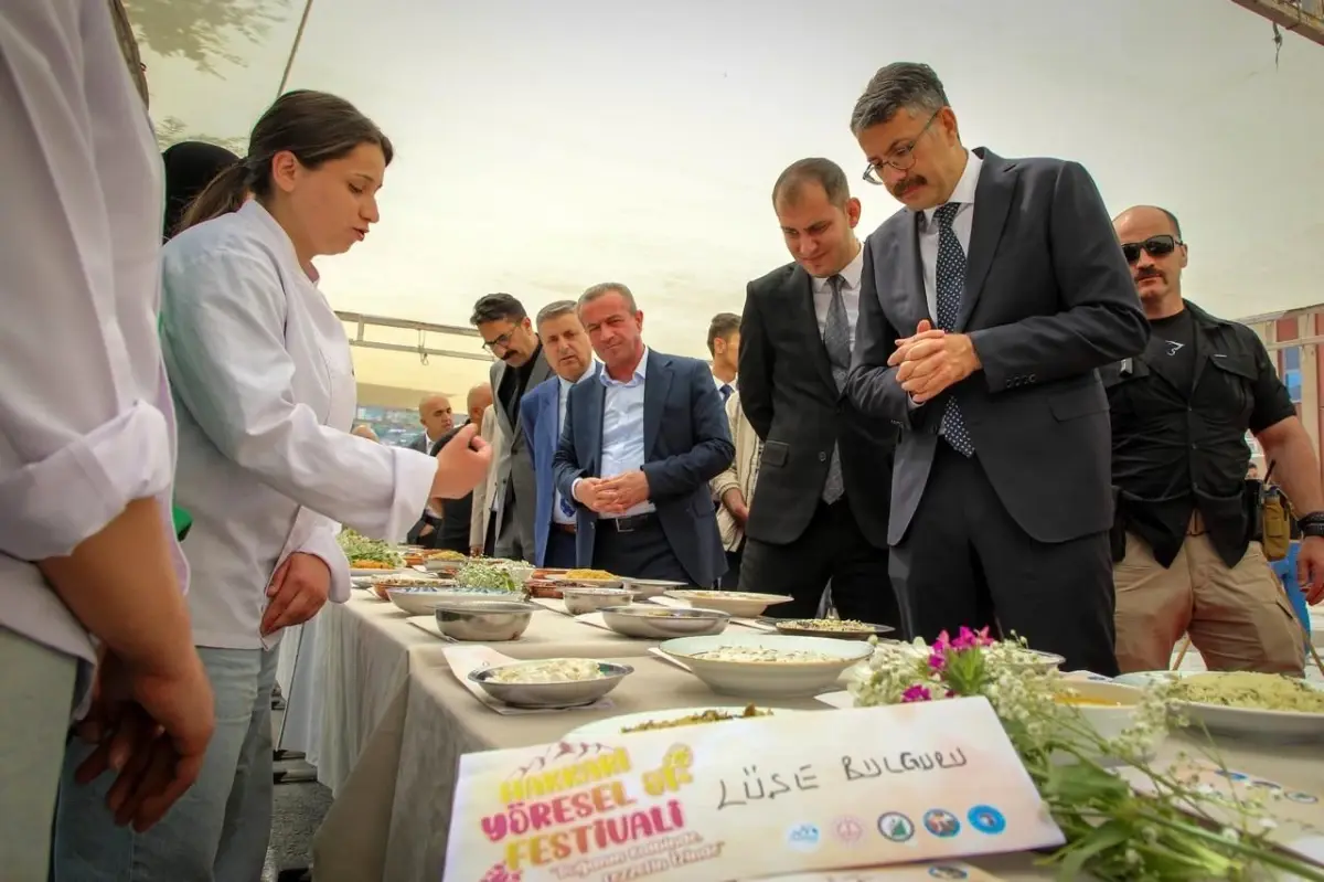 Hakkari'de Yöresel Ot Festivali