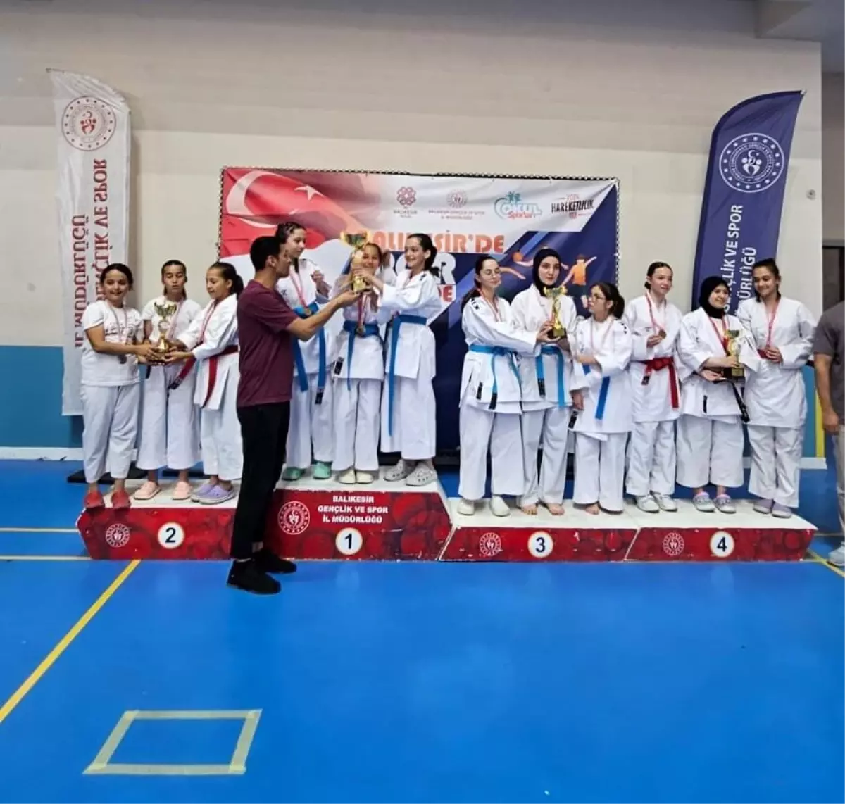 Balıkesir'de karate rüzgârı esti, il seçmeleri nefes kesti
