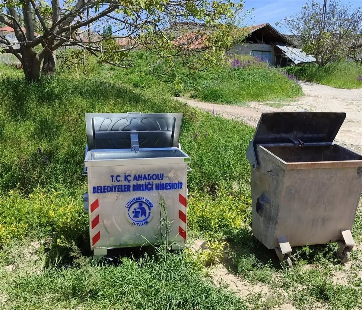Çepni'de Çöp Konteynerleri Yenilendi