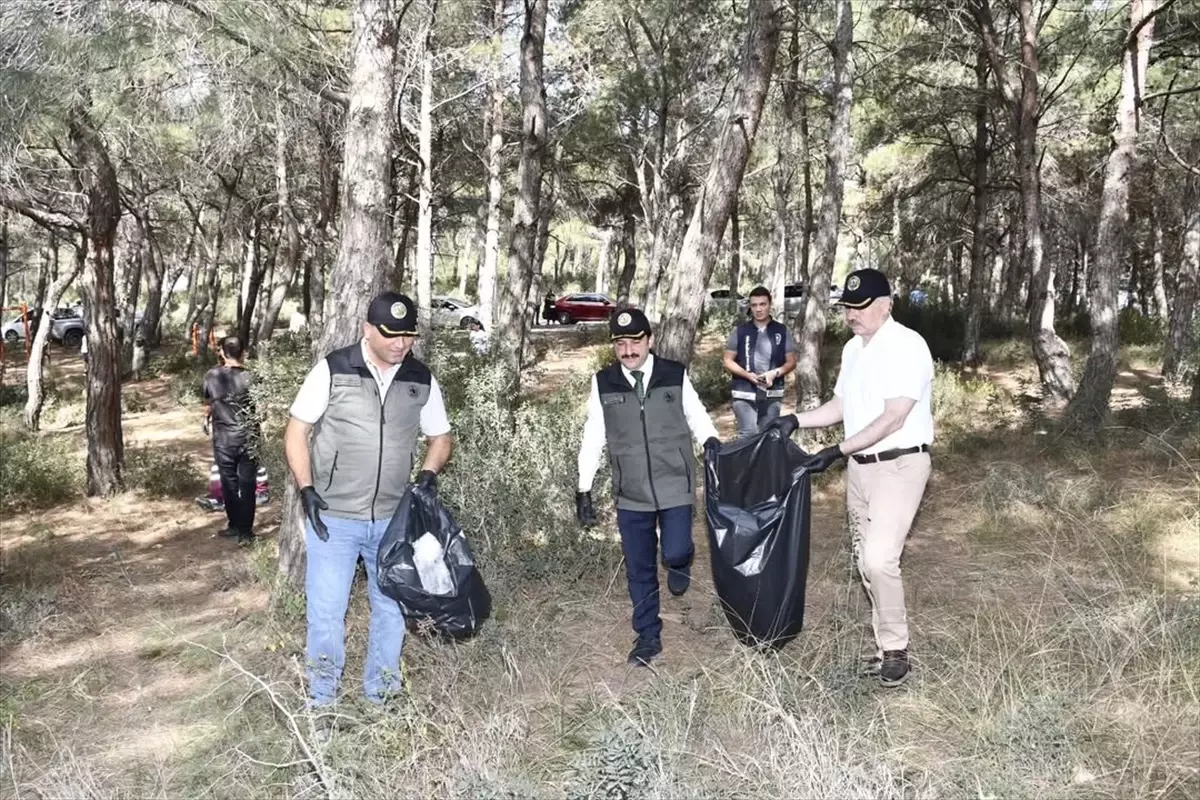 Belen'de Gönüllü Temizlik Etkinliği