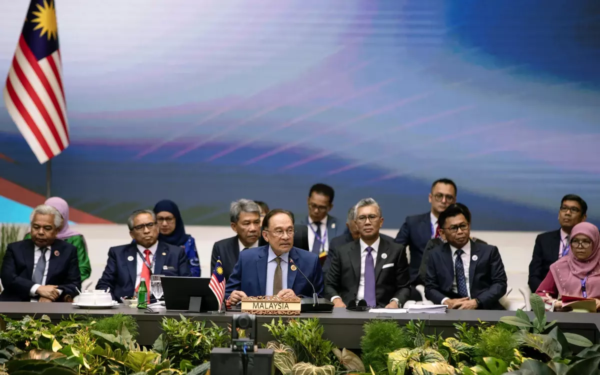 ASEAN Zirvesi Kuala Lumpur'da Başladı