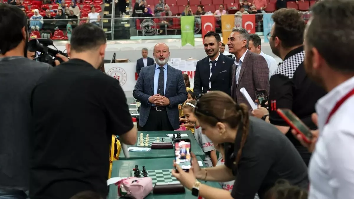 Kocasinan'da Okul Sporları Satranç Turnuvası Başladı
