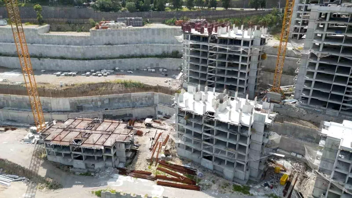 AK Parti İzmir İl Başkanı Saygılı'dan Tugay'a Tepki: 'Sözlerinizi Tutun'