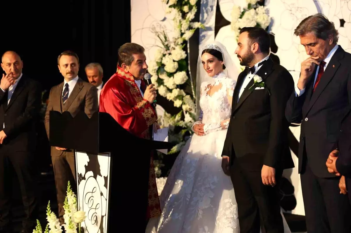 'Aile Yılı'na Anlamlı Katkı: Esenler'de nikah ücretleri kaldırıldı
