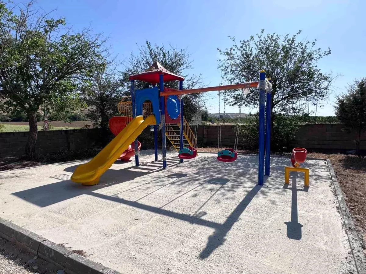 Nizip'te Yeni Oyun Parkları Çocukları Sevindiriyor