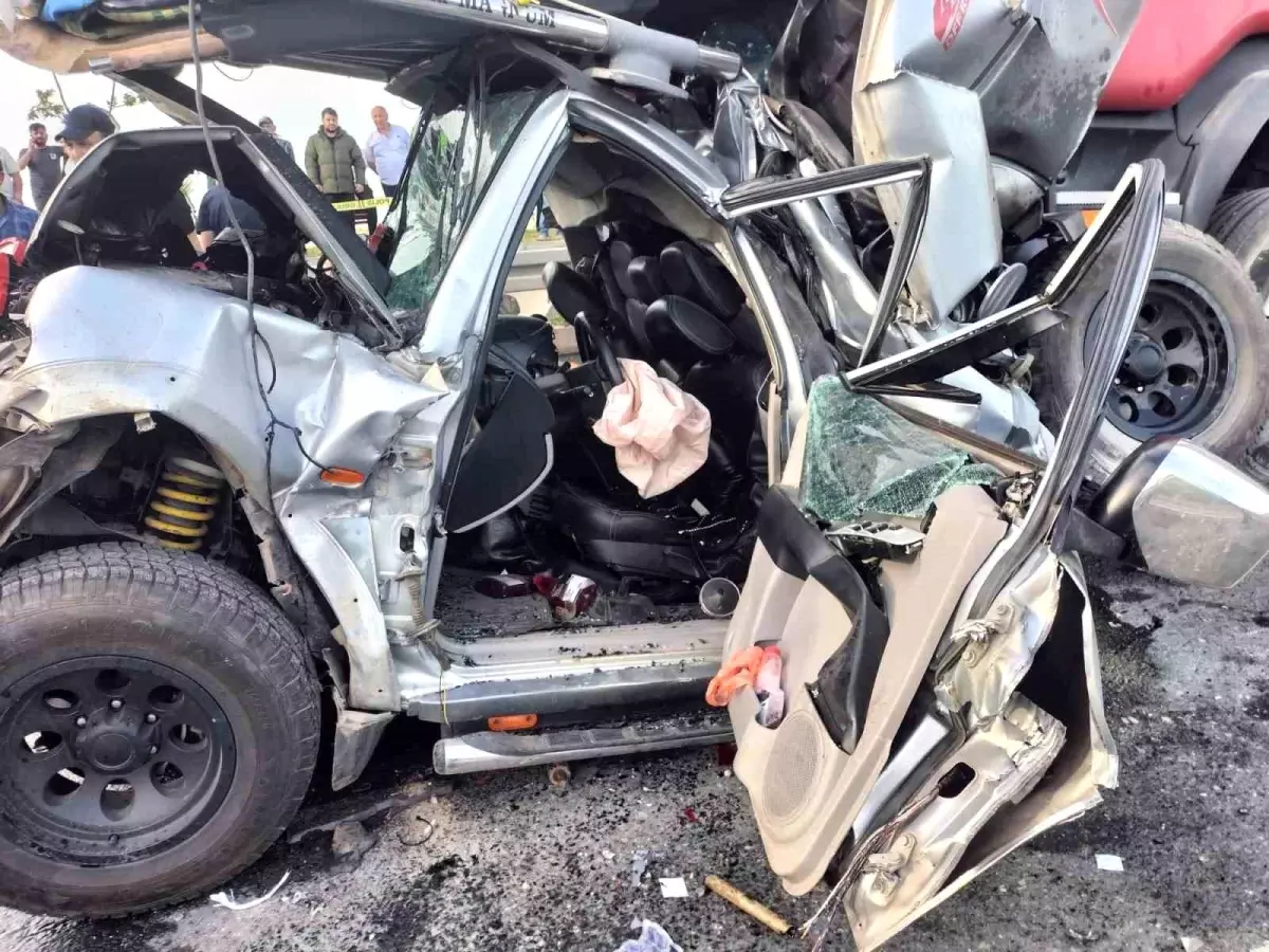 Yomra'da Trafik Kazası: 3 Yaralı