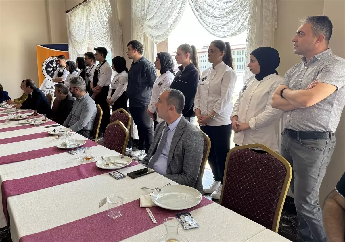Ardahan Üniversitesinde kentin yöresel lezzetleri tanıtıldı