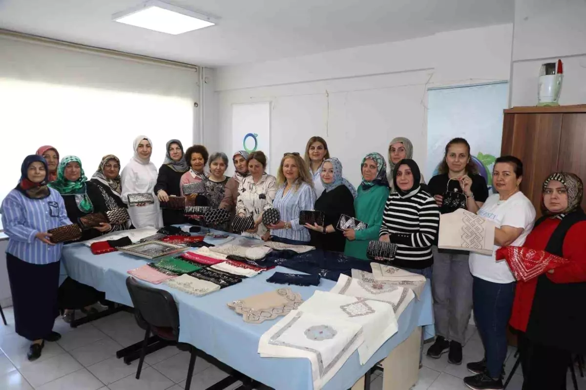 Ordu'da Kadınlar, Tel Kırma Sanatıyla Aile Bütçelerine Katkı Sağlıyor