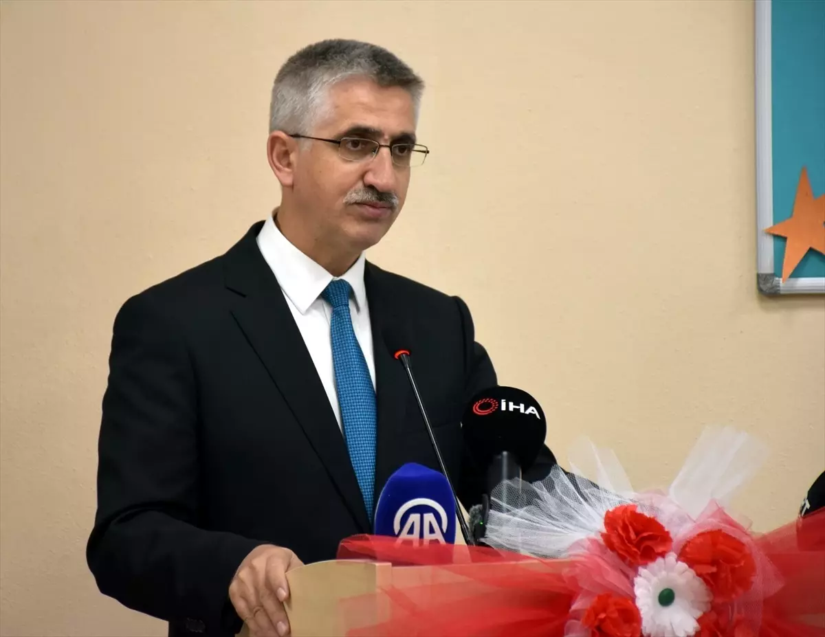 Milli Eğitim Bakan Yardımcısı Yılmaz, Kırıkkale'de İngilizce ve Türk Kültürü Programı'na katıldı
