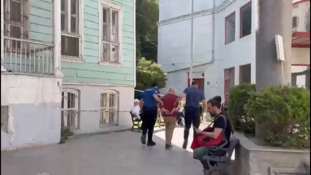 Kameralı Gözlükle Kadınları Kaydetti İddiası