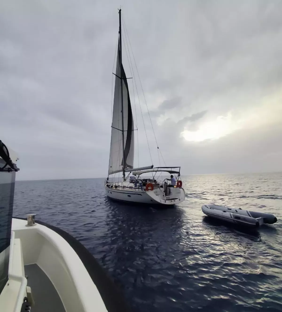 Fethiye'de 33 Kaçak Göçmen ve 2 Kaçakçı Yakalandı