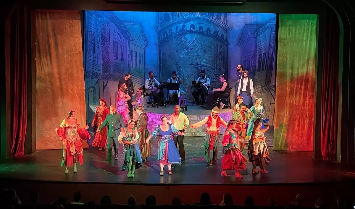 Konya'da Tiyatro Festivali Devam Ediyor