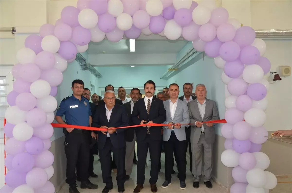 Göynücek'te TÜBİTAK Bilim Fuarı açıldı