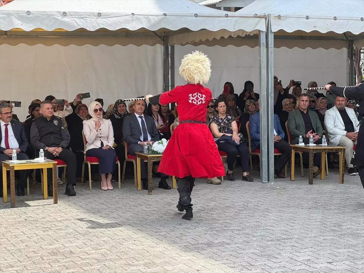 Ardahan'da Yıl Sonu Sergisi
