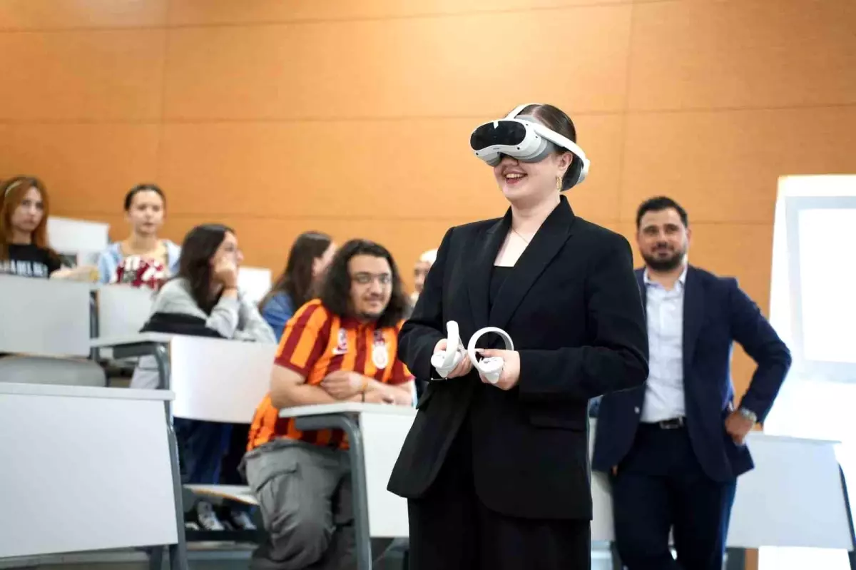 Kocaeli Üniversitesi'nde Sanal Gerçeklik İle Psikoterapi Atölyesi
