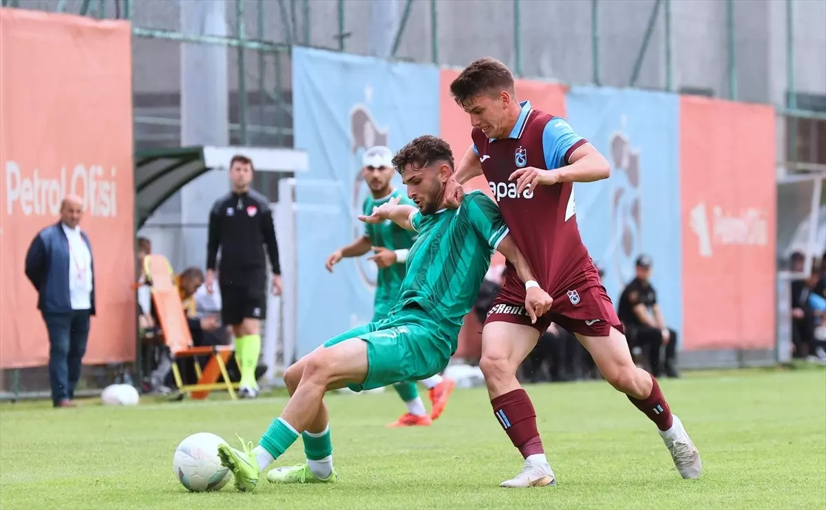 Trabzonspor 19 Yaş Altı Takımı Şampiyonluk Kupasını Aldı