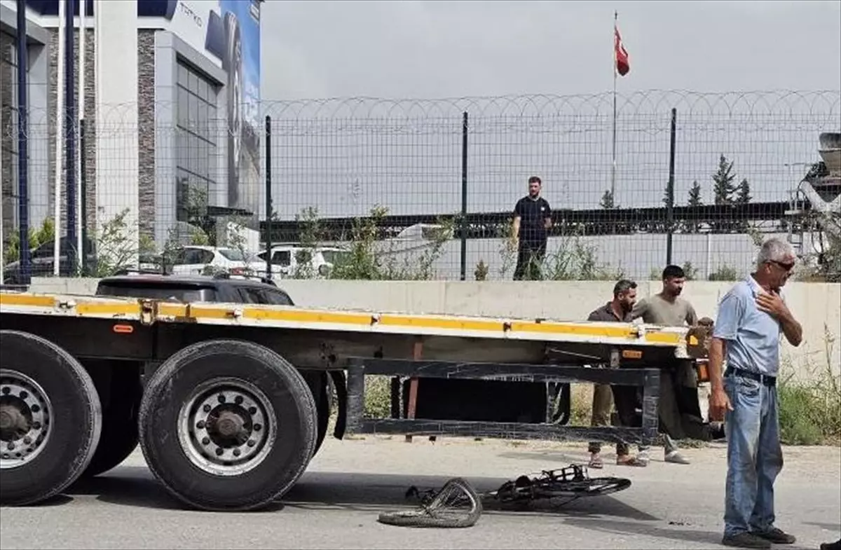 Mersin'de Bisikletli Çocuk Katledildi