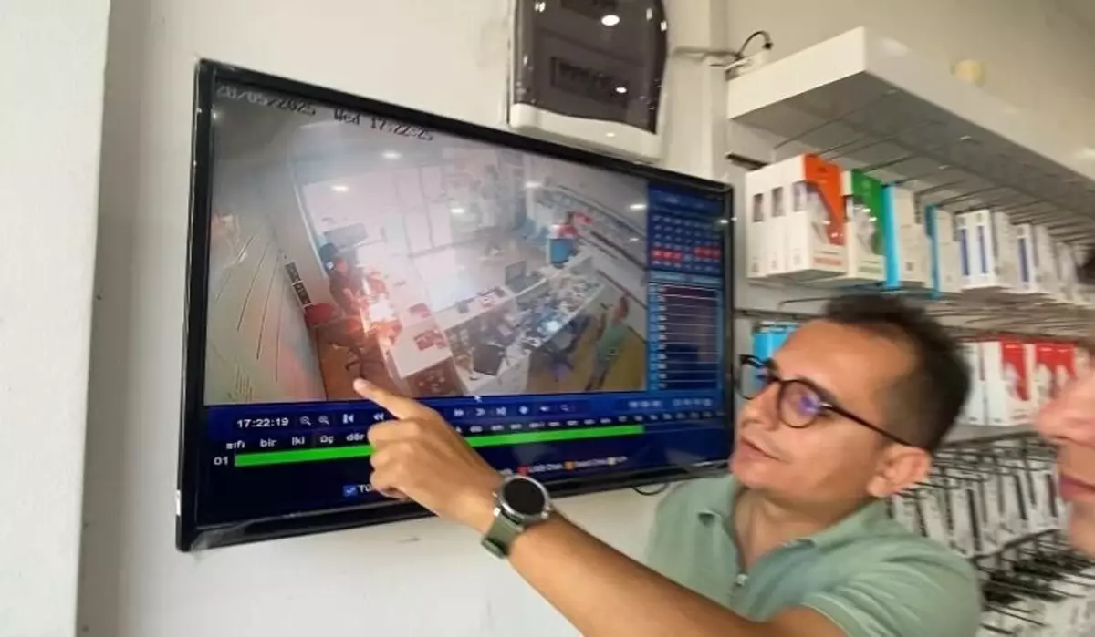 Fethiye'de Telefon Bataryası Patladı